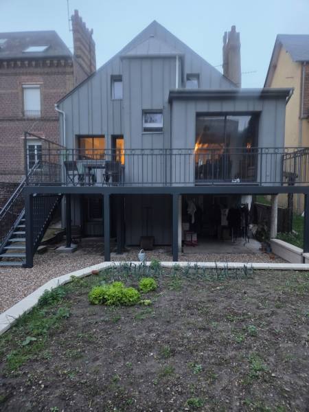 passerelle bois métal solide