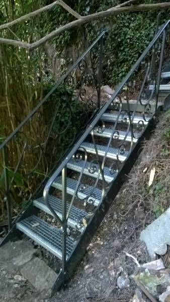 escalier fer forgé dehors